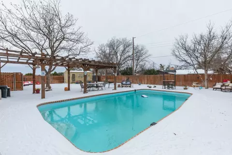 3134 Vine St, Abilene, TX 79602