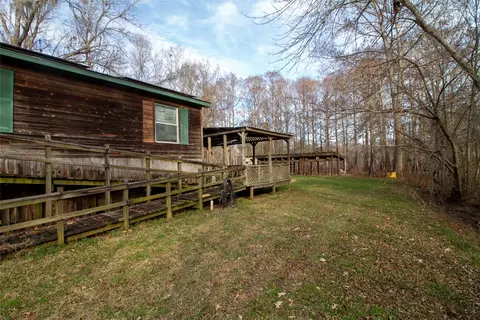 139 Bourbon St, Elm Grove, LA 71051