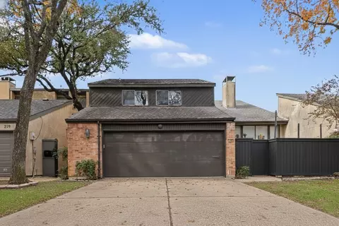 12223 Center Court Dr, Dallas, TX 75243