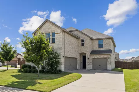 622 Summer Grove Dr, Midlothian, TX 76065