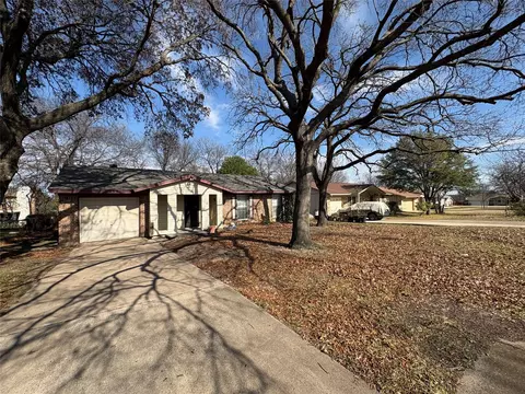 315 Linkmeadow Dr, Duncanville, TX 75137