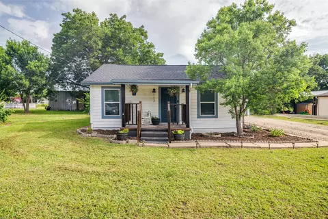 113 Caddo St, Nevada, TX 75173