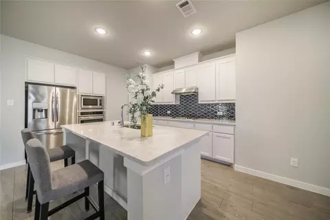 1916 Outpost Creek Ln, Aubrey, TX 76227