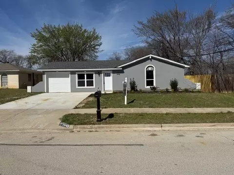 5845 Haney Dr, Watauga, TX 76148