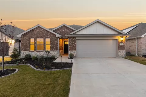 522 Castle Rd, Sherman, TX 75092