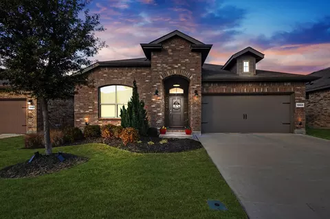 15829 Farringdon St, Northlake, TX 76247