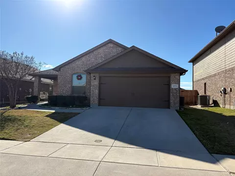 1213 Walnut Cliff Ct, Fort Worth, TX 76179