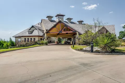 7312 Gleneagles Dr, Cleburne, TX 76033