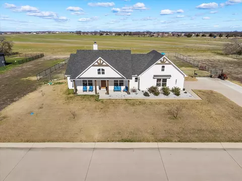 4821 Caddo Crossing Dr, Caddo Mills, TX 75135