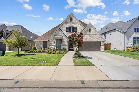 Exterior - 2833 Shane Dr, Midlothian, TX 76065 photo 3 of 5