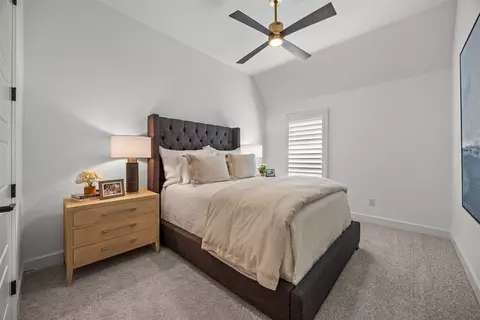 Bedroom - 2833 Shane Dr, Midlothian, TX 76065 photo 2 of 4