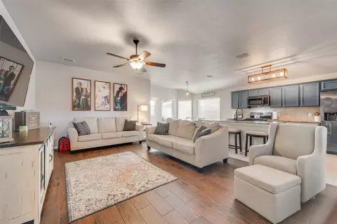 6329 Spokane Dr, Fort Worth, TX 76179