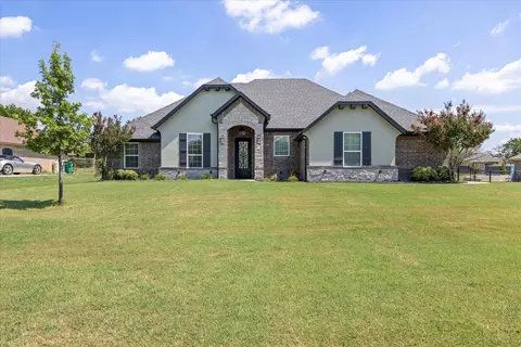 3711 Lonesome Creek Rd, Granbury, TX 76049