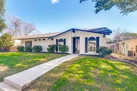 6402 Casa Vista Dr, Garland, TX 75043