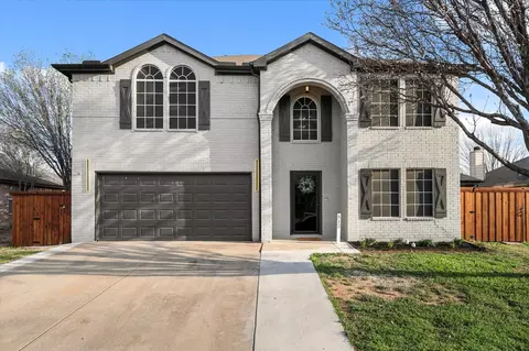 512 Ryan St, Saginaw, TX 76179