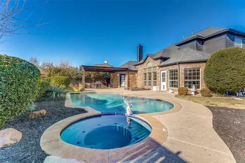 4116 Briarcreek Dr, Fort Worth, TX 76244