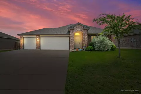 3108 Skinner Dr, Lorena, TX 76655