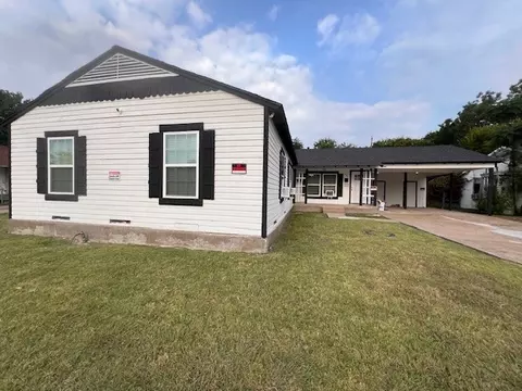 205 NE 22nd St, Grand Prairie, TX 75050