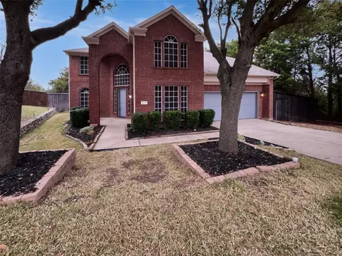 815 Creekstone Ct, Cedar Hill, TX 75104