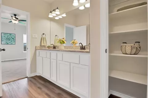 Entry Way - 111 Panther Loop, Mabank, TX 75147 photo 3 of 3