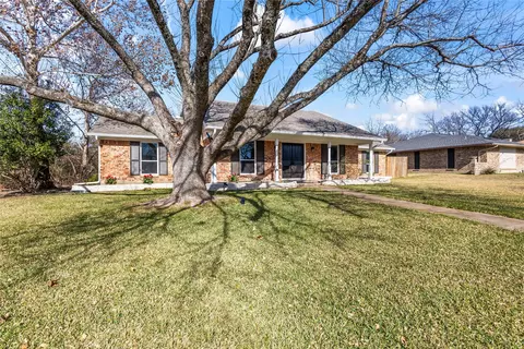 Other - 933 Waynelee Dr, Lancaster, TX 75146 photo 1 of 6