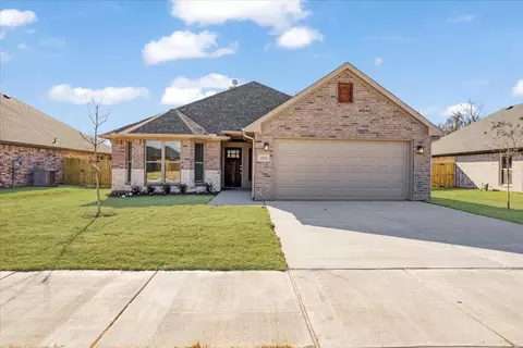2032 Wyldewood Way, Sherman, TX 75092