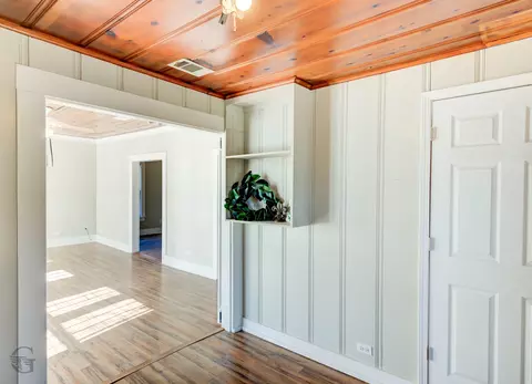 Entry Way - 511 Chandler St, Minden, LA 71055 photo 3 of 3