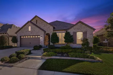 304 Bessie Coleman Blvd, Waxahachie, TX 75165