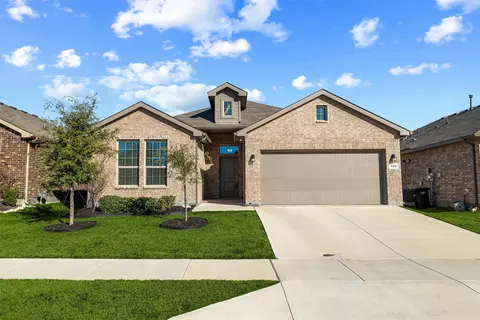 208 Irish Moss Dr, Haslet, TX 76052