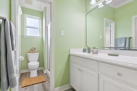 Bath - 5620 Landsdown Dr, Waco, TX 76708 photo 3 of 5
