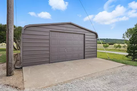 Exterior - 186 W Hells Gate Dr, Strawn, TX 76475 photo 8 of 10