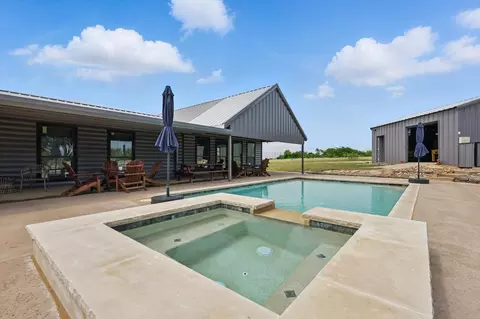 Exterior - 186 W Hells Gate Dr, Strawn, TX 76475 photo 6 of 10