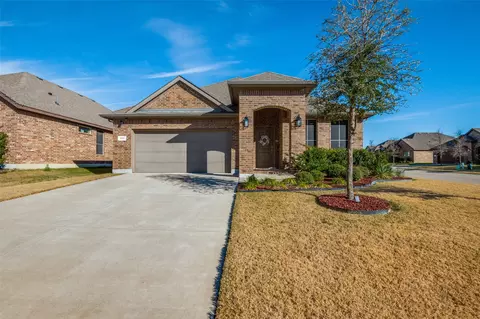 157 Wagon Wheel Dr, Waxahachie, TX 75167