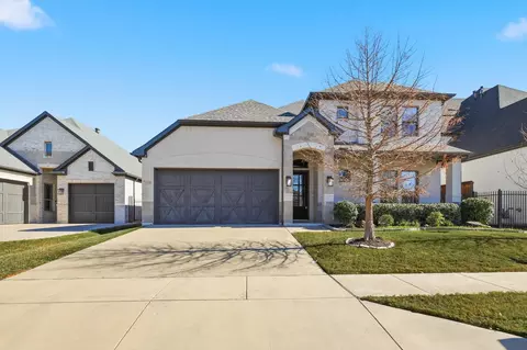 7616 Ira Dr, North Richland Hills, TX 76182