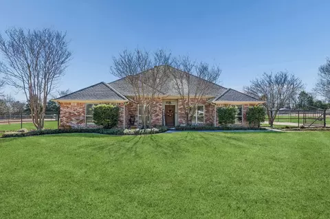 6 Hickory Hill St, Lucas, TX 75002