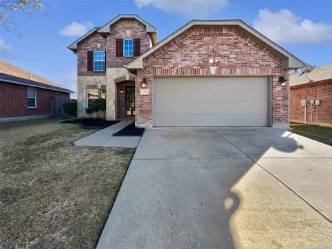 1375 Emily Ct, Burleson, TX 76028