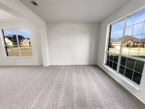 754 Ruby Ct, Burleson, TX 76028 photo 6