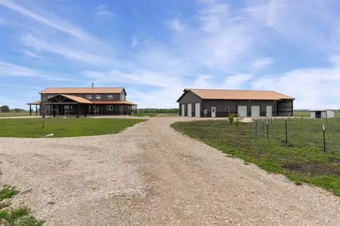 201 West Rd, Waxahachie, TX 75165