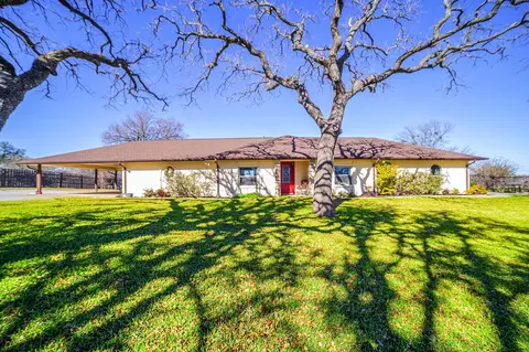 115 Bent Oak Rd, Weatherford, TX 76086