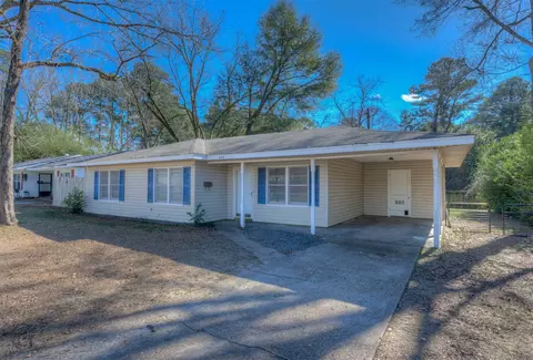 242 Pecanview Dr, Minden, LA 71055