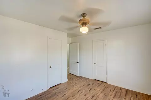 Bedroom - 242 Pecanview Dr, Minden, LA 71055 photo 3 of 5