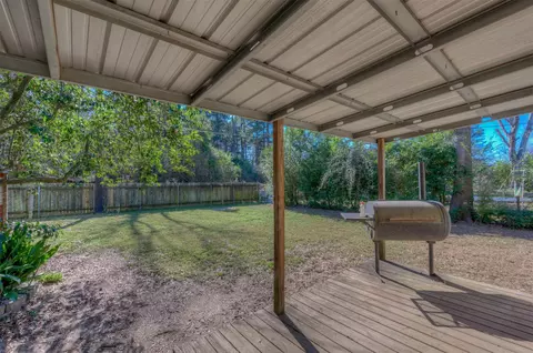 Exterior - 242 Pecanview Dr, Minden, LA 71055 photo 4 of 5