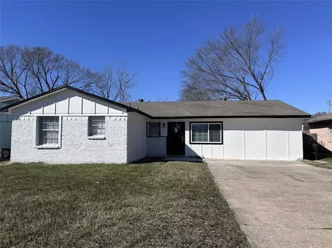 1325 Alta Vista St, Mesquite, TX 75149