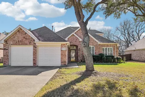 5118 Royal Bay Dr, Rowlett, TX 75089