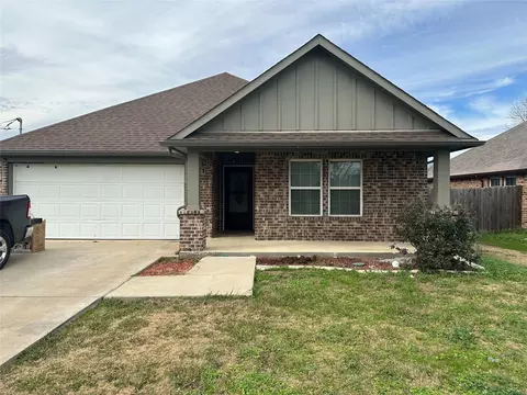 412 S Park St, Terrell, TX 75160