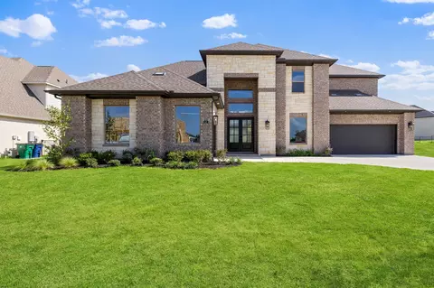 615 Long Irons Ct, Heath, TX 75126