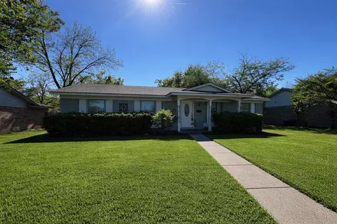 805 Brookshire Cir, Garland, TX 75043