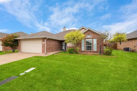 315 Rose Ave, Cleburne, TX 76033