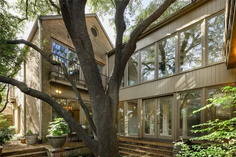 7 Glenchester Ct, Dallas, TX 75225