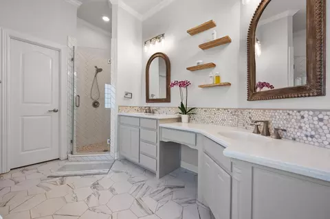 3240 Caleb Ct E, Midlothian, TX 76065